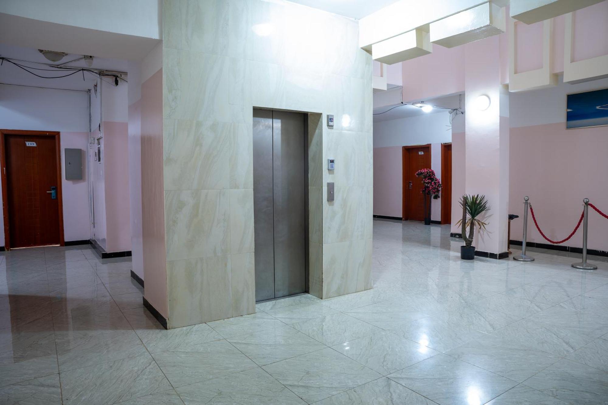 Comfort Hotel Джибути Экстерьер фото