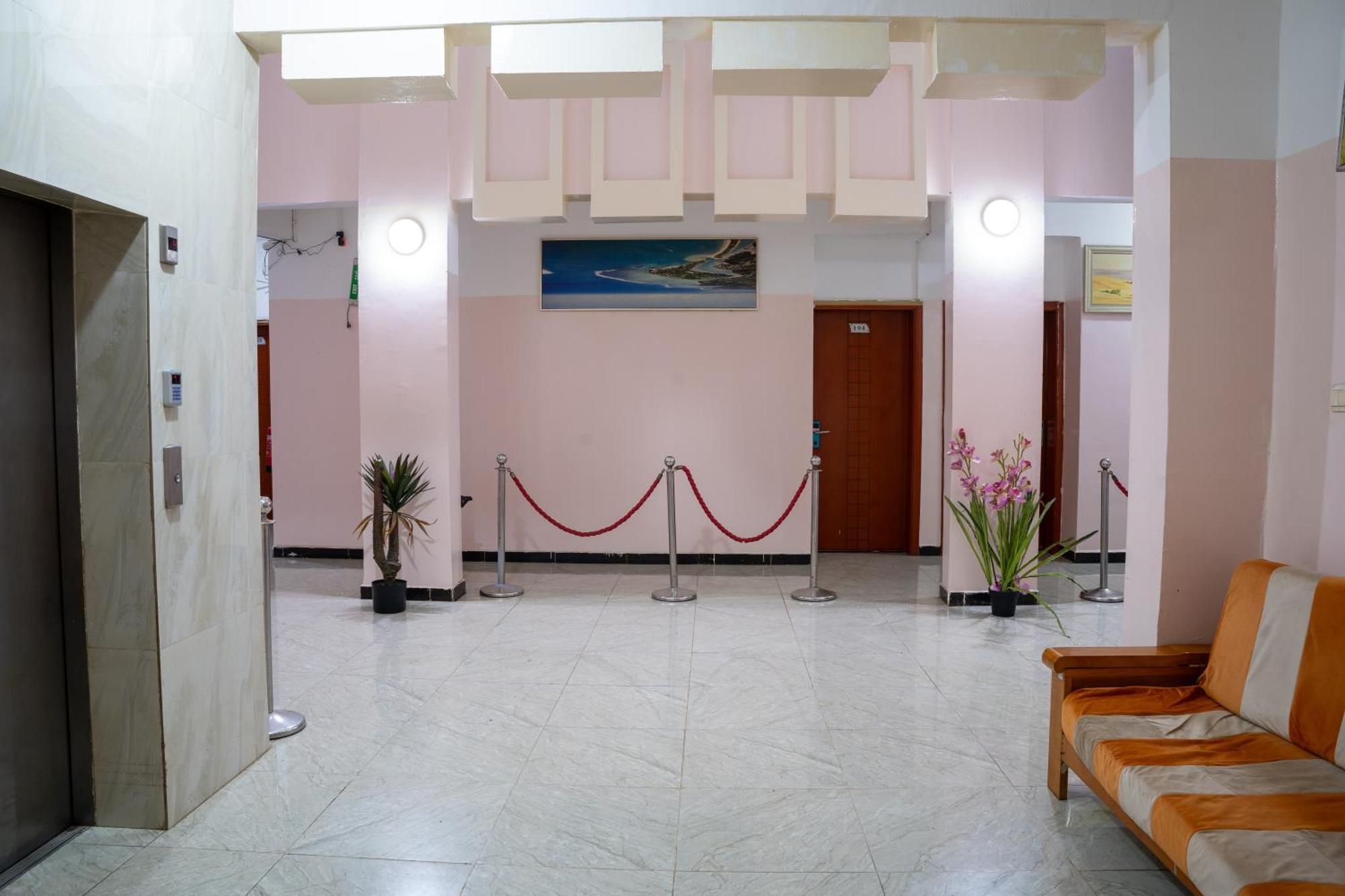 Comfort Hotel Джибути Экстерьер фото